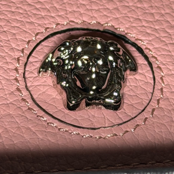 NWT Authentic Versace Blush Pink Card Holder with box dust bag and COA❤️ - Picture 5 of 7